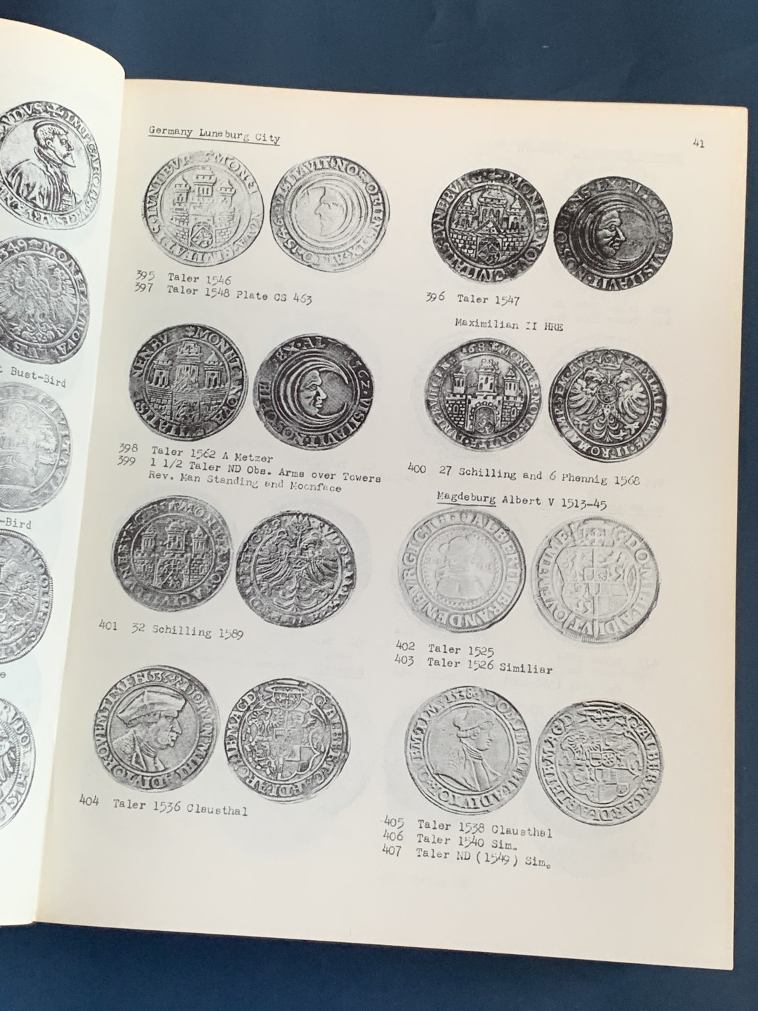 《竞宝斋》第43场-本周日，周一2场连拍（全场顺丰包邮） 世界主币银元目录 从1477-1877年 巴赫特尔 1975年精装本 很大很厚 近乎1比1的比例展现 厚达630页 杂志大小