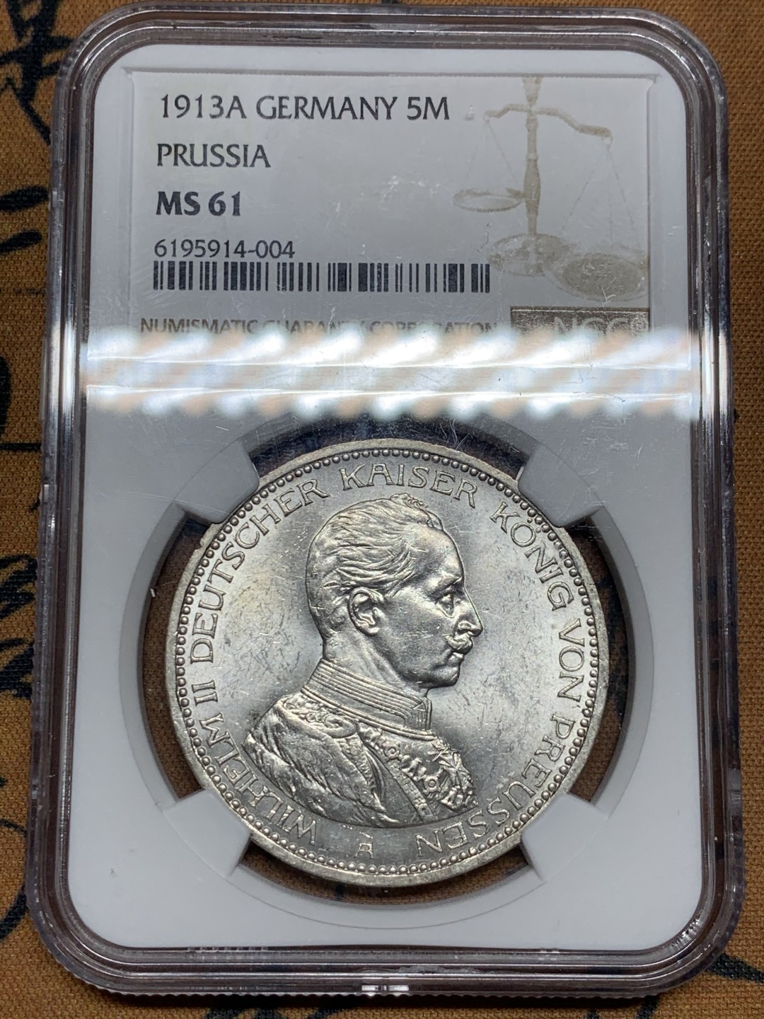 《竞宝斋》第43场-本周日，周一2场连拍（全场顺丰包邮） NGC-MS61 德国 1913年 5马克 威廉二世戎装 银币 细节丰富 底板丝滑 带转光