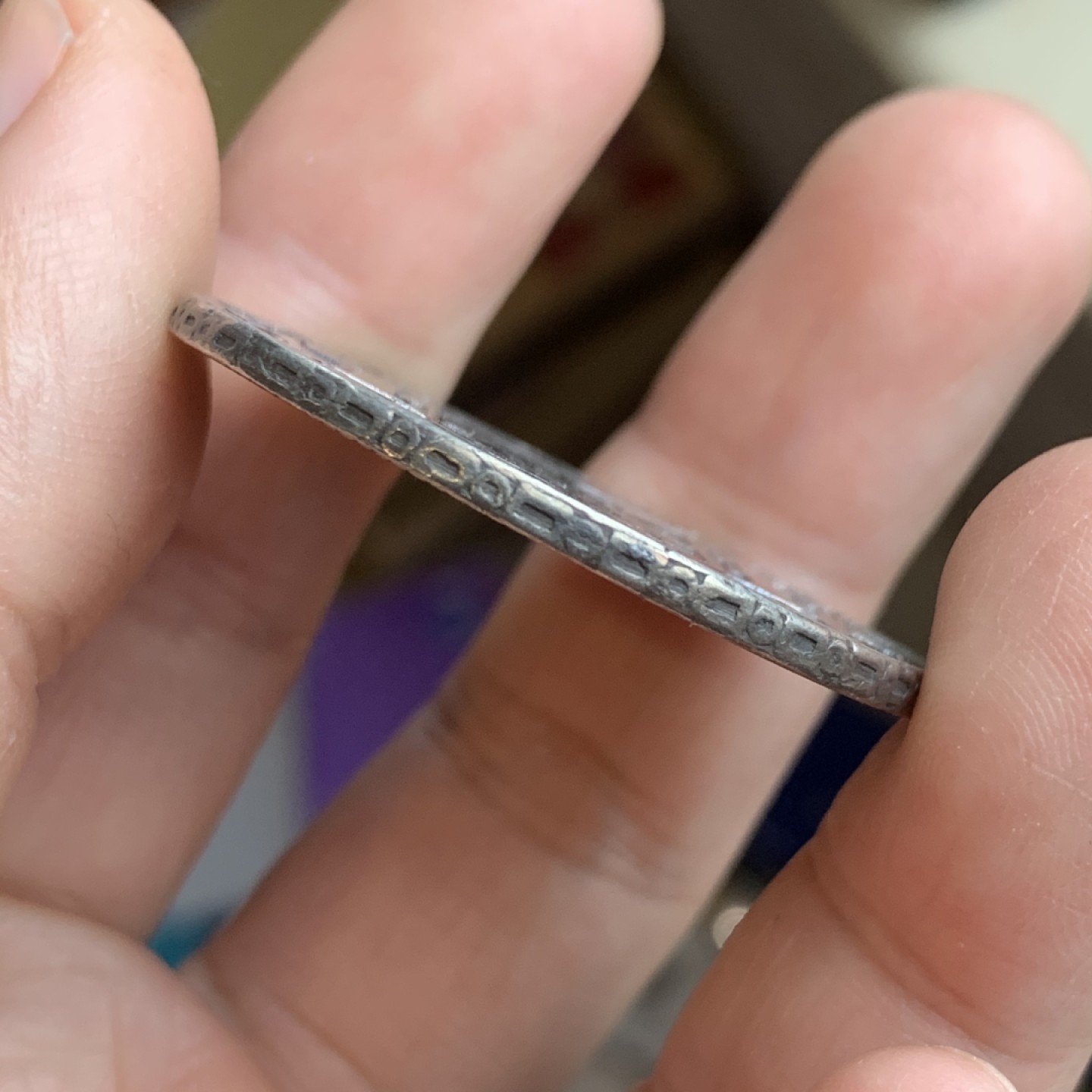 《竞宝斋》第43场-本周日，周一2场连拍（全场顺丰包邮） 原味 细节 玻利维亚 1807年 卡四 8R 双柱大银币 带彩深打