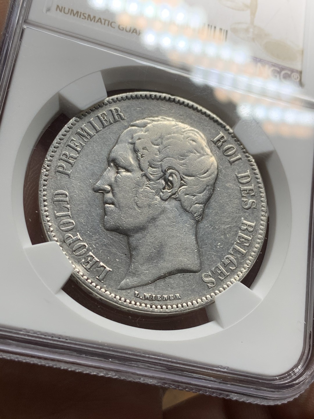 《竞宝斋》第43场-本周日，周一2场连拍（全场顺丰包邮） 1851年比利时利奥波德一世5法郎VF-details一枚