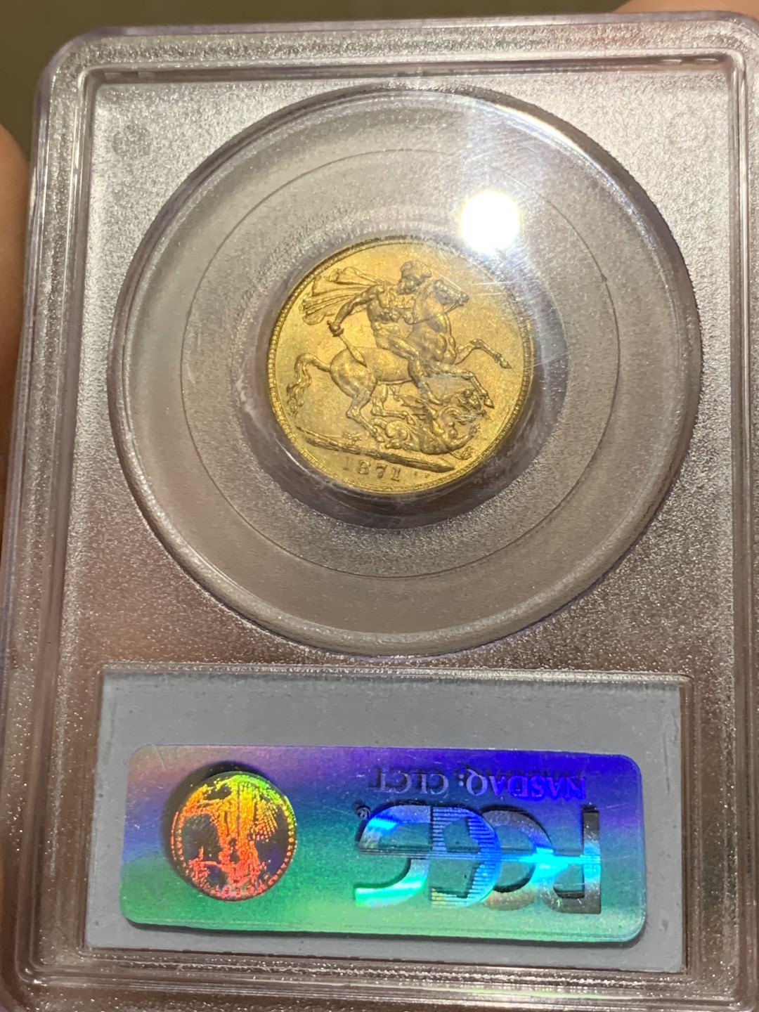 《竞宝斋》第43场-本周日，周一2场连拍（全场顺丰包邮） PCGS MS63 英国 1871年 年轻维多利亚 马剑1索维林8克金币 老盒子好状态 本土版