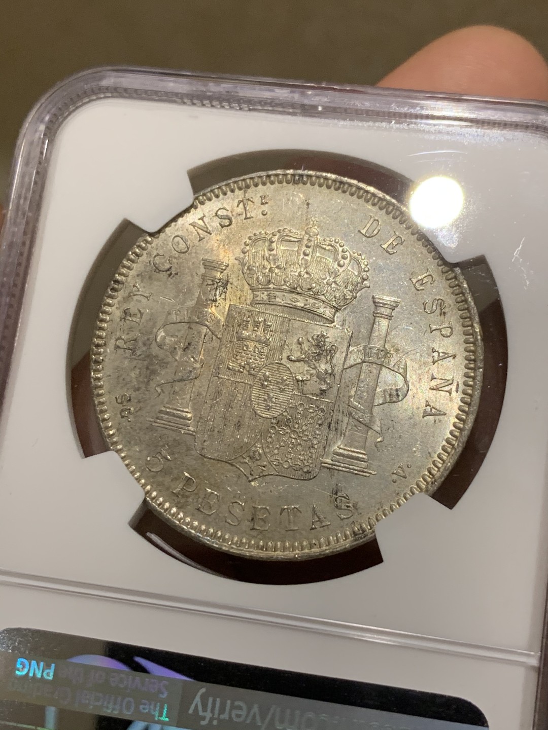 《竞宝斋》第43场-本周日，周一2场连拍（全场顺丰包邮） NGC-MS62 西班牙 1899年 阿方索十三世 5比塞塔双柱 大银币原光好品 带彩