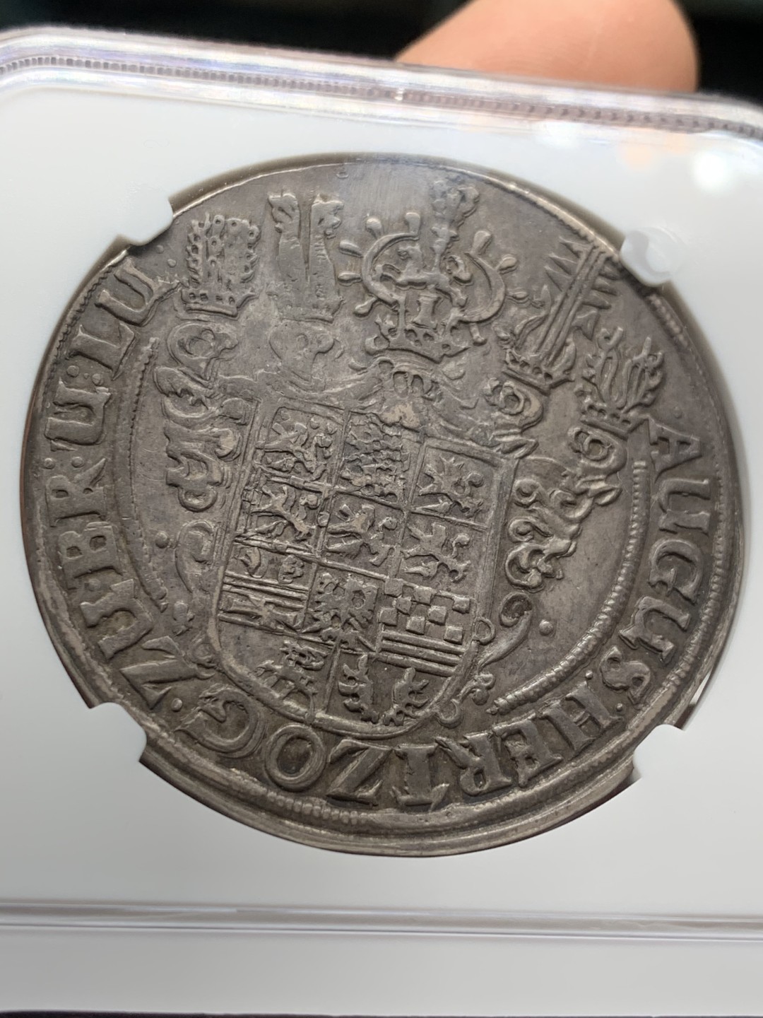 《竞宝斋》第43场-本周日，周一2场连拍（全场顺丰包邮） 唯一冠军 NGC-XF45 德国布伦瑞克 1644年 野人大泰勒 入骨老包浆 早期野人有这品相已经算顶级了