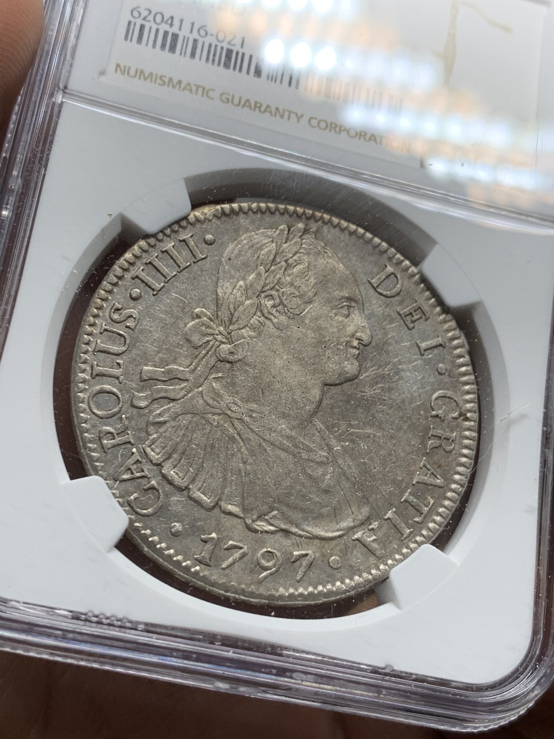 《竞宝斋》第43场-本周日，周一2场连拍（全场顺丰包邮） NGC-UNCD   1797 西属墨西哥 卡洛斯四世    8里亚尔  原味 深打细节