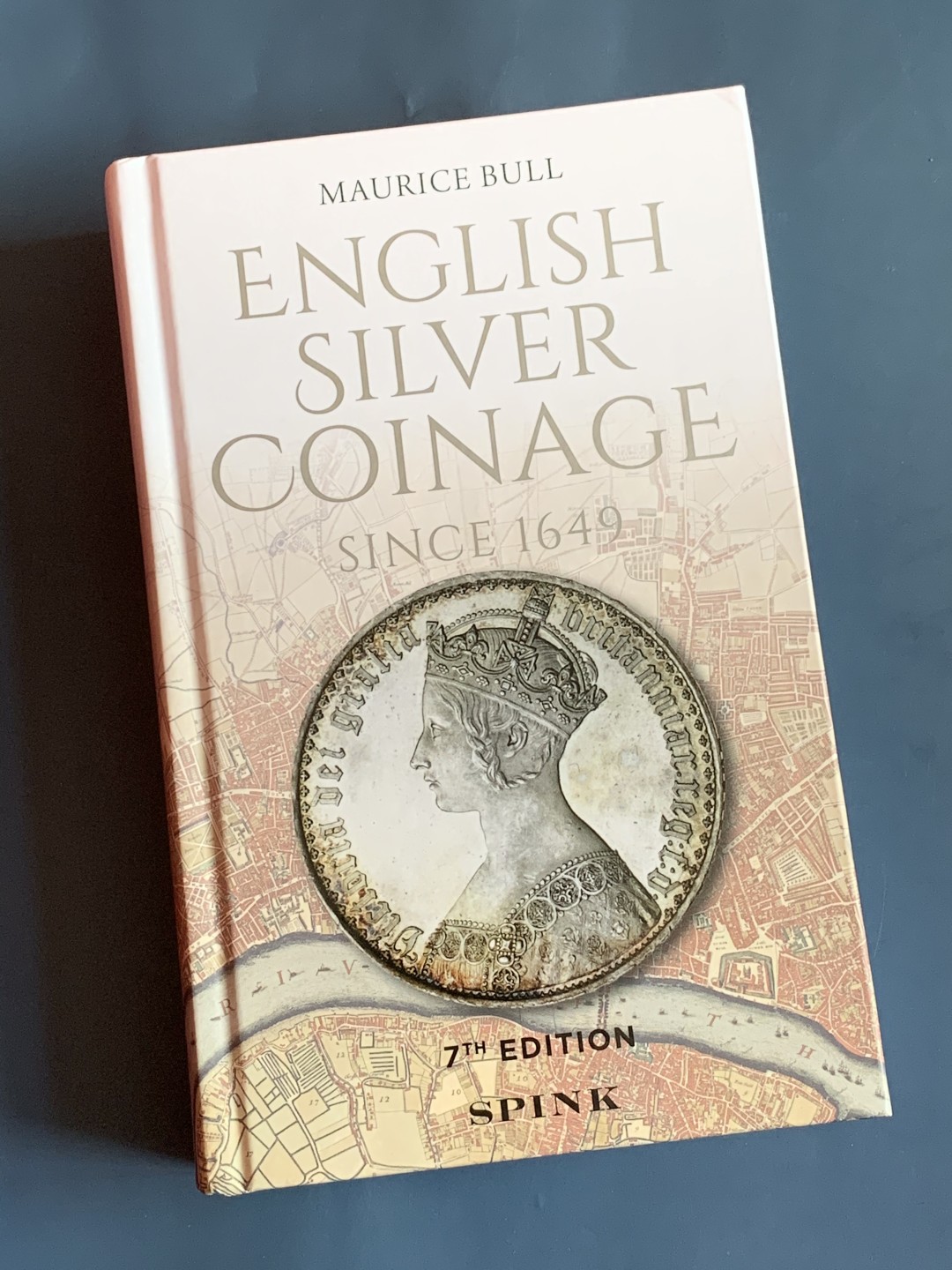 《竞宝斋》第43场-本周日，周一2场连拍（全场顺丰包邮） 2020版精装完美品 英国 ESC 银币目录 1649年以来英国银币大全 英系必备，版别详尽，P与N用的ESC编号即来自于该目录 厚达598页