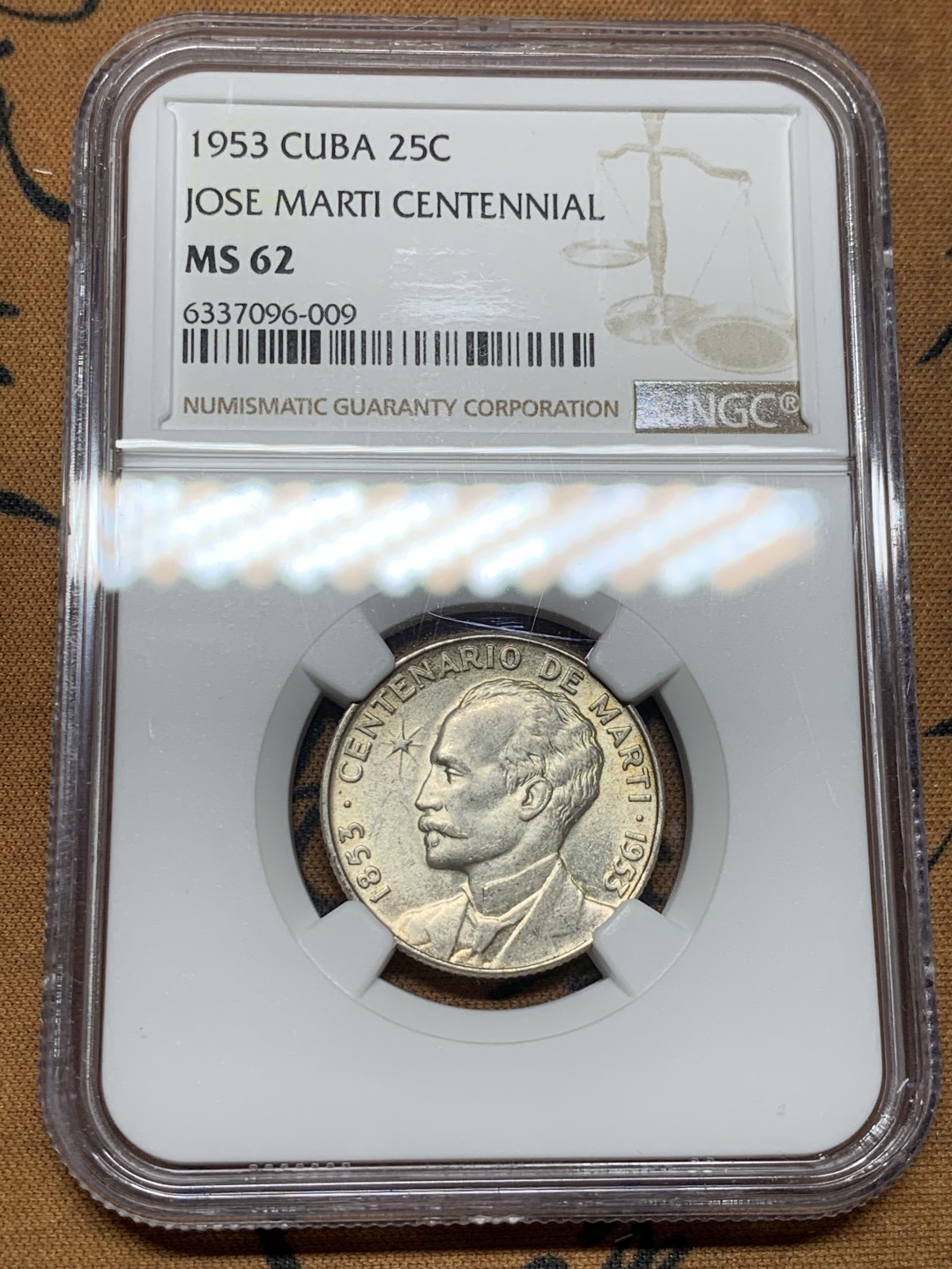 《竞宝斋》第43场-本周日，周一2场连拍（全场顺丰包邮） NGC-MS62 古巴 1953年 何塞马丁百年纪念 25分 银币 原光好品
