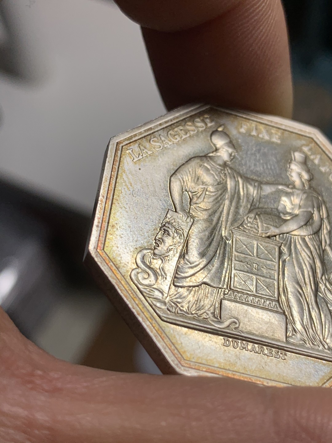 《竞宝斋》第43场-本周日，周一2场连拍（全场顺丰包邮） 完美状态 法国 法兰西银行 银质八角代币 29克 对角40.1mm 925银 目测为后铸  