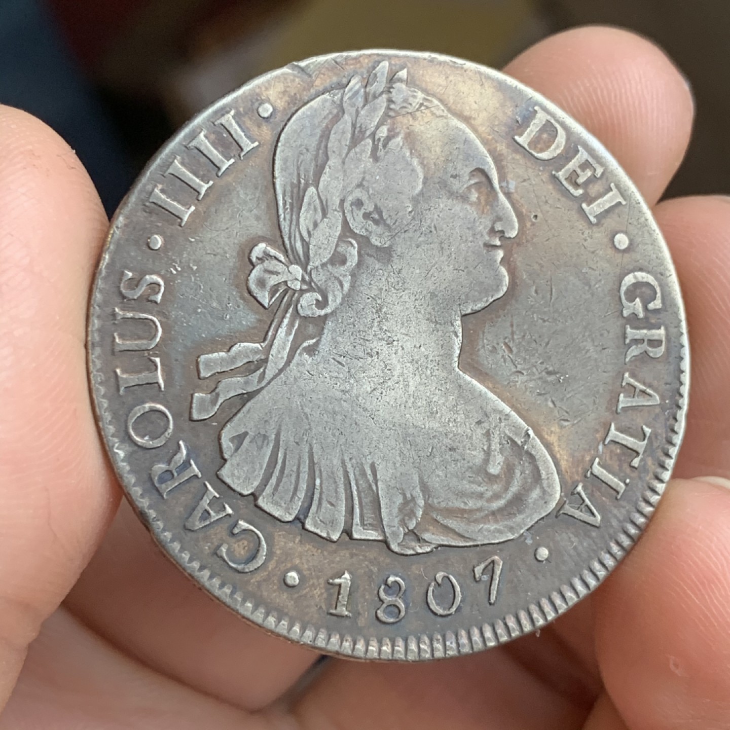 《竞宝斋》第43场-本周日，周一2场连拍（全场顺丰包邮） 原味 细节 玻利维亚 1807年 卡四 8R 双柱大银币 带彩深打