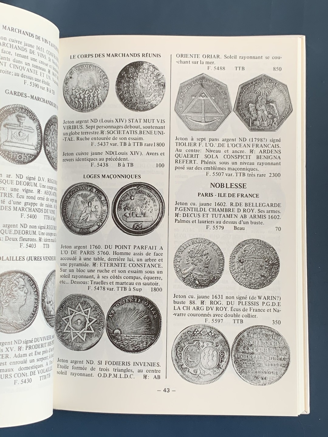 《竞宝斋》第43场-本周日，周一2场连拍（全场顺丰包邮） （精装本）法国 八角代币目录 详尽阐述 特征与当时定价 非常有价值的参考目录 