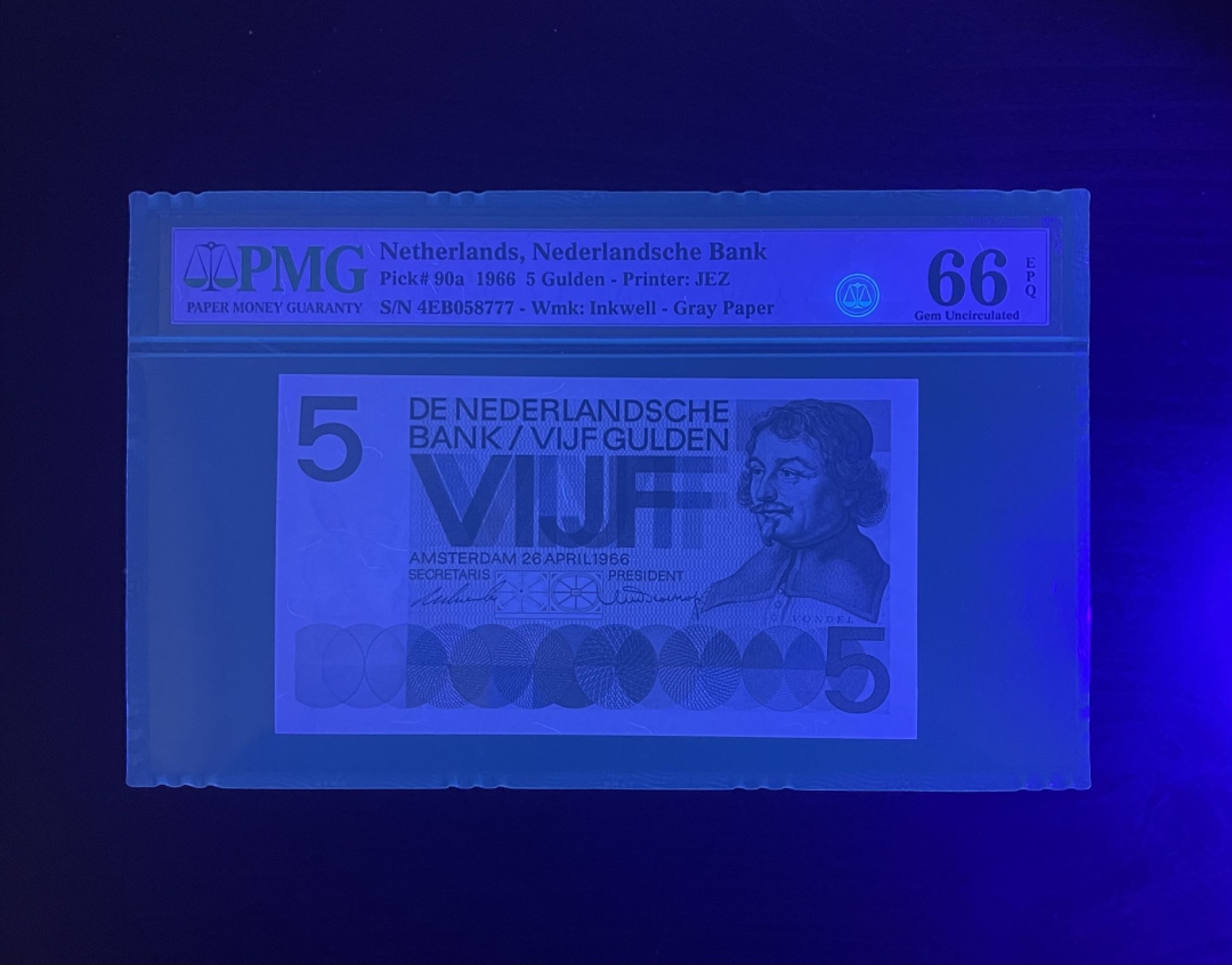 【丑猫0612】今晚7点整。【自动快拍】 荷兰人像5盾777【老币难得豹子号】