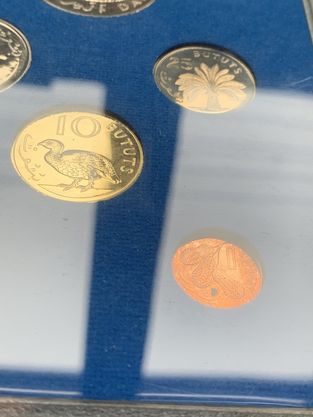 《竞宝斋》第44场-本周日，周一2场连拍（全场顺丰包邮） 1971年 冈比亚 6枚套 精致币