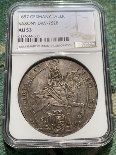 《竞宝斋》第44场-本周日，周一2场连拍（全场顺丰包邮） - 第三名 NGC- AU53 德国萨克森1657年约翰乔治二世大泰勒银币 2021年HA- XF45分落槌价750美元 入盒出分一共4枚