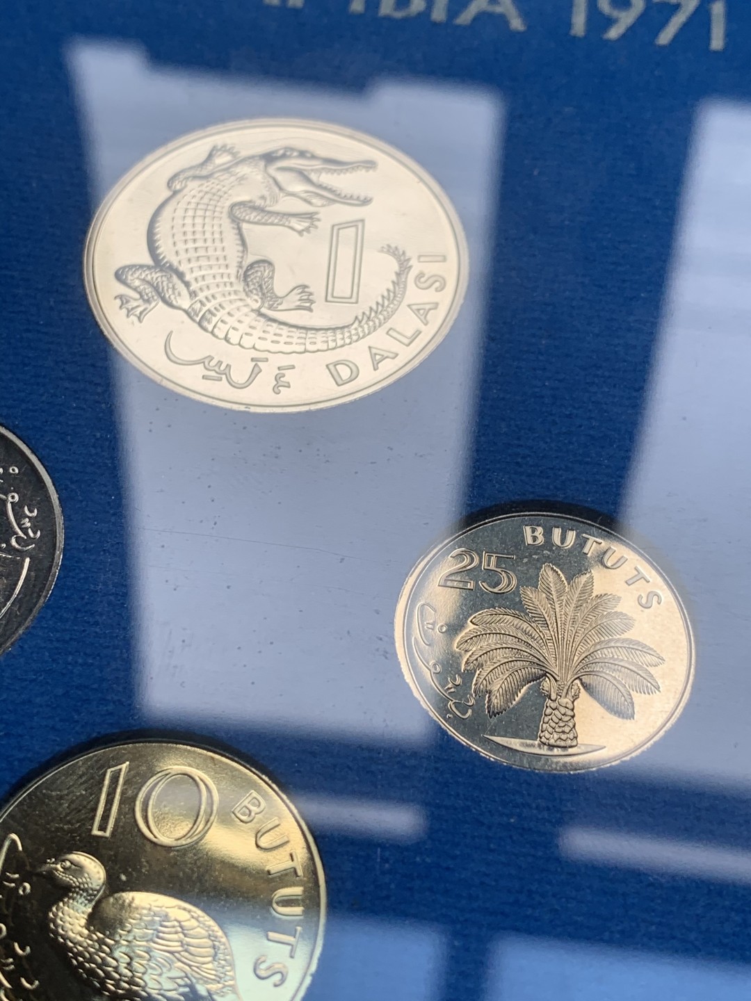 《竞宝斋》第44场-本周日，周一2场连拍（全场顺丰包邮） 1971年 冈比亚 6枚套 精致币