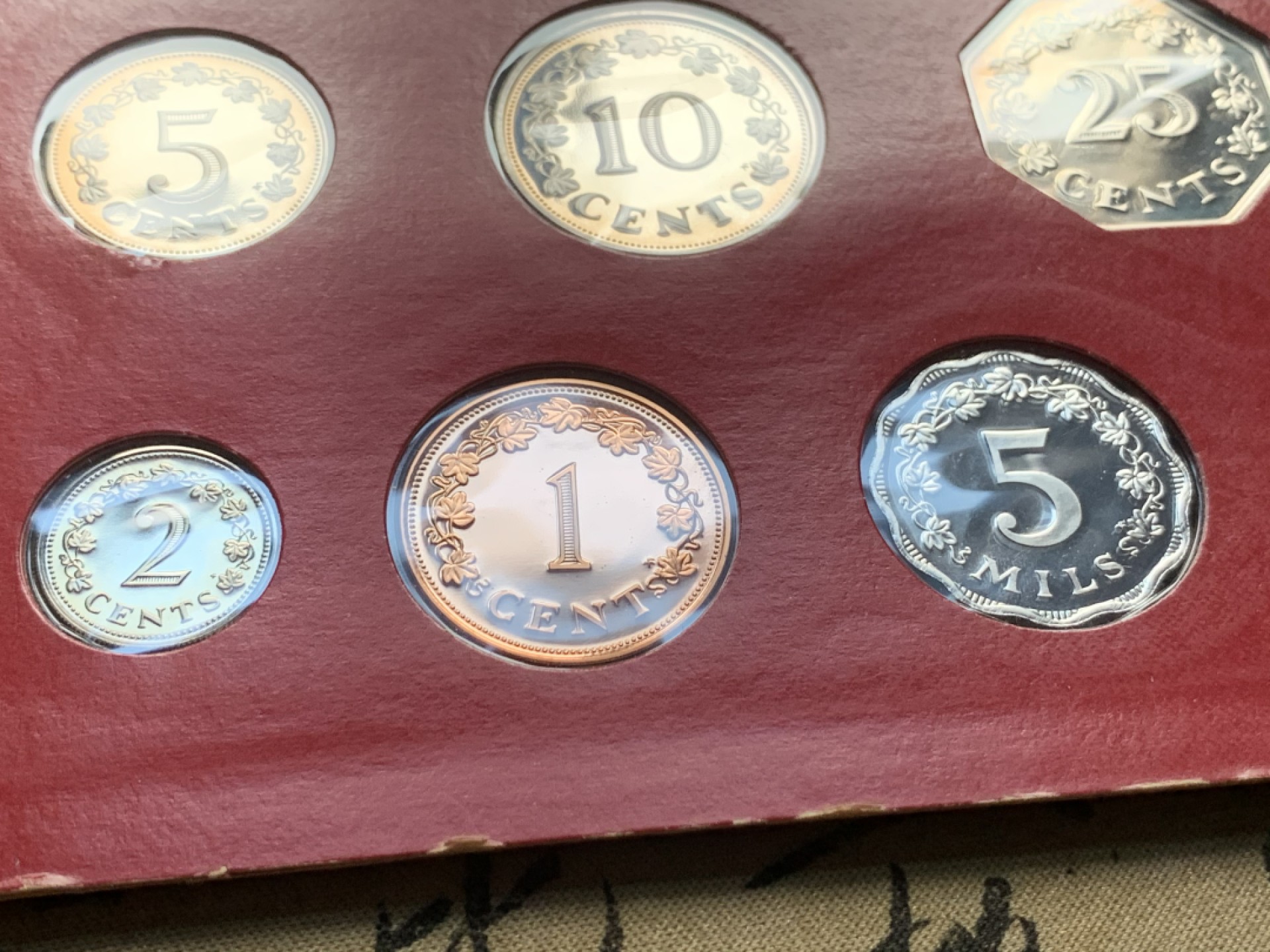 《竞宝斋》第44场-本周日，周一2场连拍（全场顺丰包邮） 1980年 马耳他 9枚套 精致币