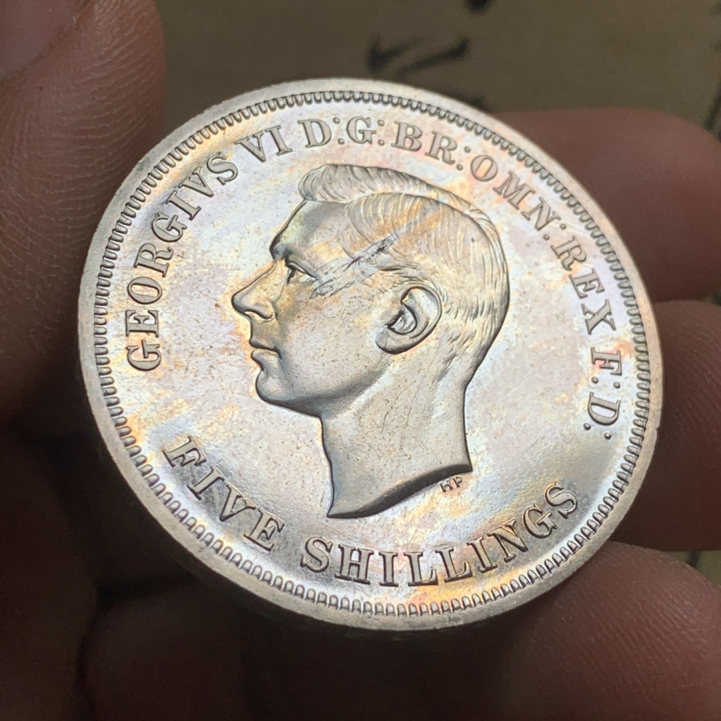 《竞宝斋》第44场-本周日，周一2场连拍（全场顺丰包邮） 英国 1951年乔治六世最后的马剑克朗镍币（原盒+证书）好包浆