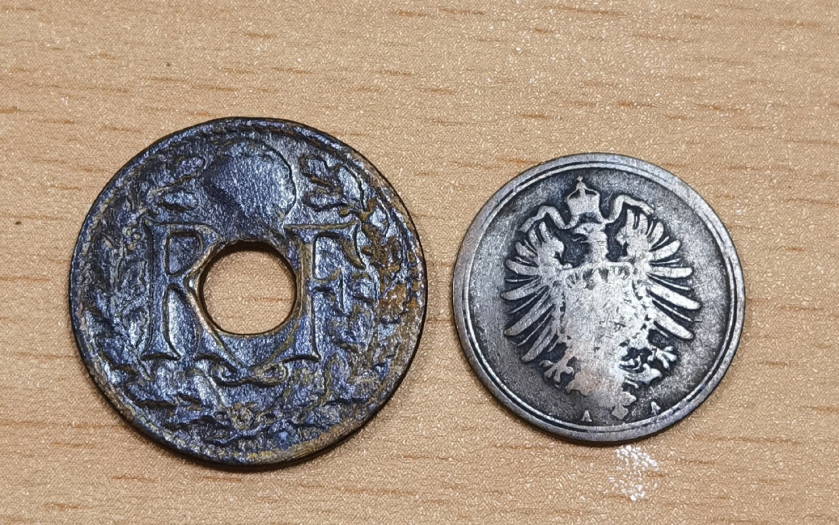 北京马甸外币专卖微拍第七十三期，非贵金属外国纪念币，流通币专场，陆续上新欢迎光临 1935年法国1／2分，1888年德国1芬尼