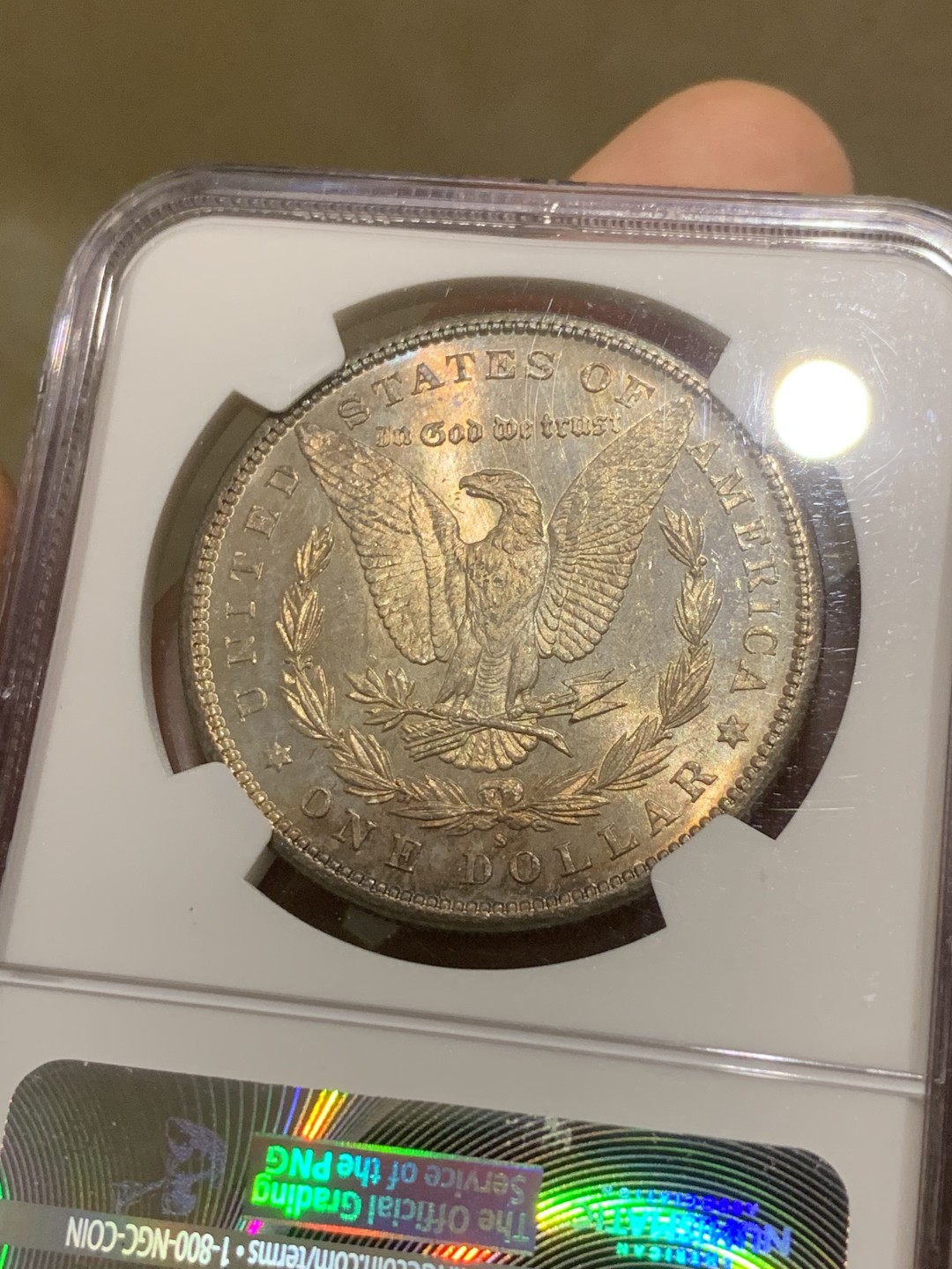 《竞宝斋》第44场-本周日，周一2场连拍（全场顺丰包邮） NGC-MS64 美国  1881年 摩根银币 原光五彩 镜面底板 非常漂亮