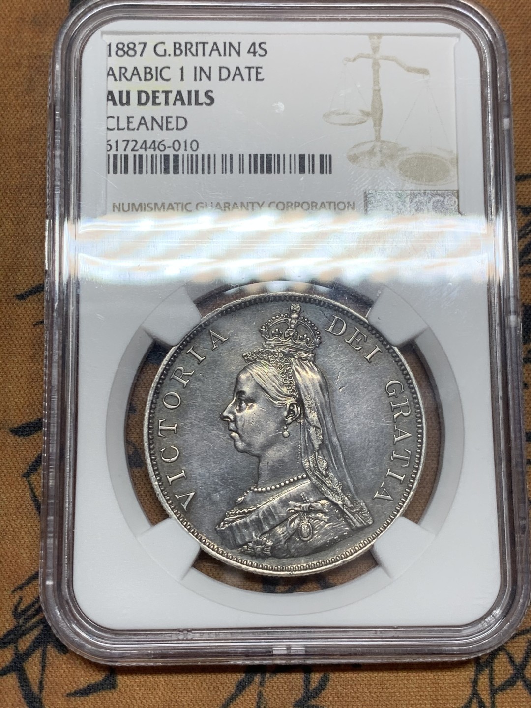 《竞宝斋》第44场-本周日，周一2场连拍（全场顺丰包邮） NGC严评 AUD1887英国维多利亚4S双弗罗林，昙花一现的面值（仅在1887-1890年间铸造，此后再未铸造发行），细节深峻，黑漆古包浆，年份日期阿拉伯数字1