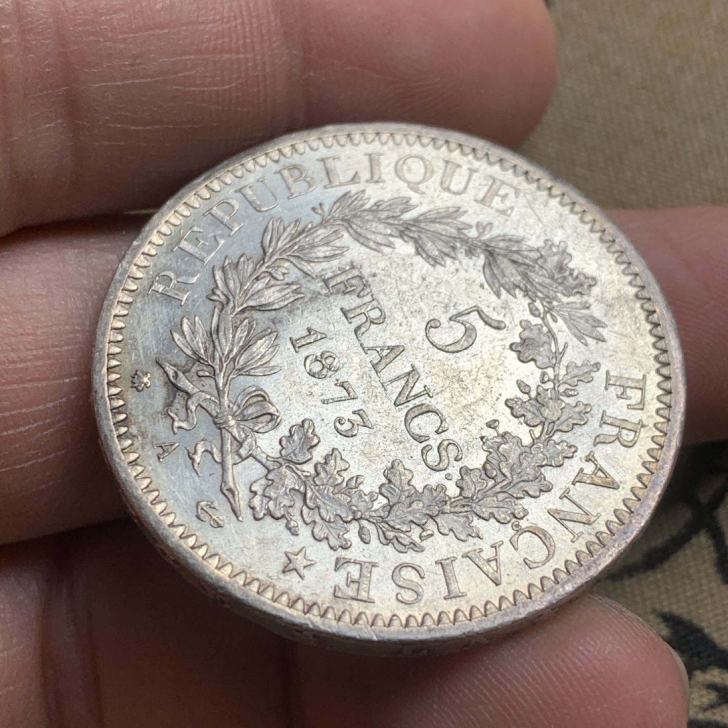 《竞宝斋》第44场-本周日，周一2场连拍（全场顺丰包邮） 法国 1873年大力神5法郎大银币 带光金彩好状态 高点都在UNC品相