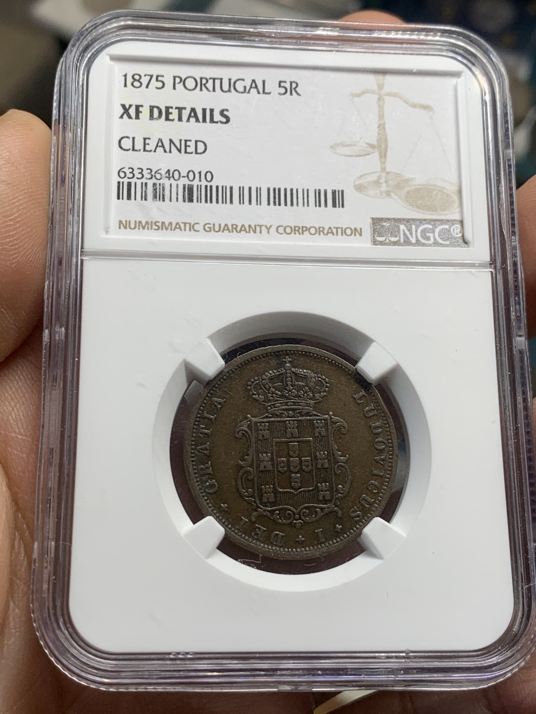 《竞宝斋》第44场-本周日，周一2场连拍（全场顺丰包邮） NGC评级 葡萄牙 1875年 5瑞斯 铜币 巧克力包浆 分数很迷不知道为啥判了清洗