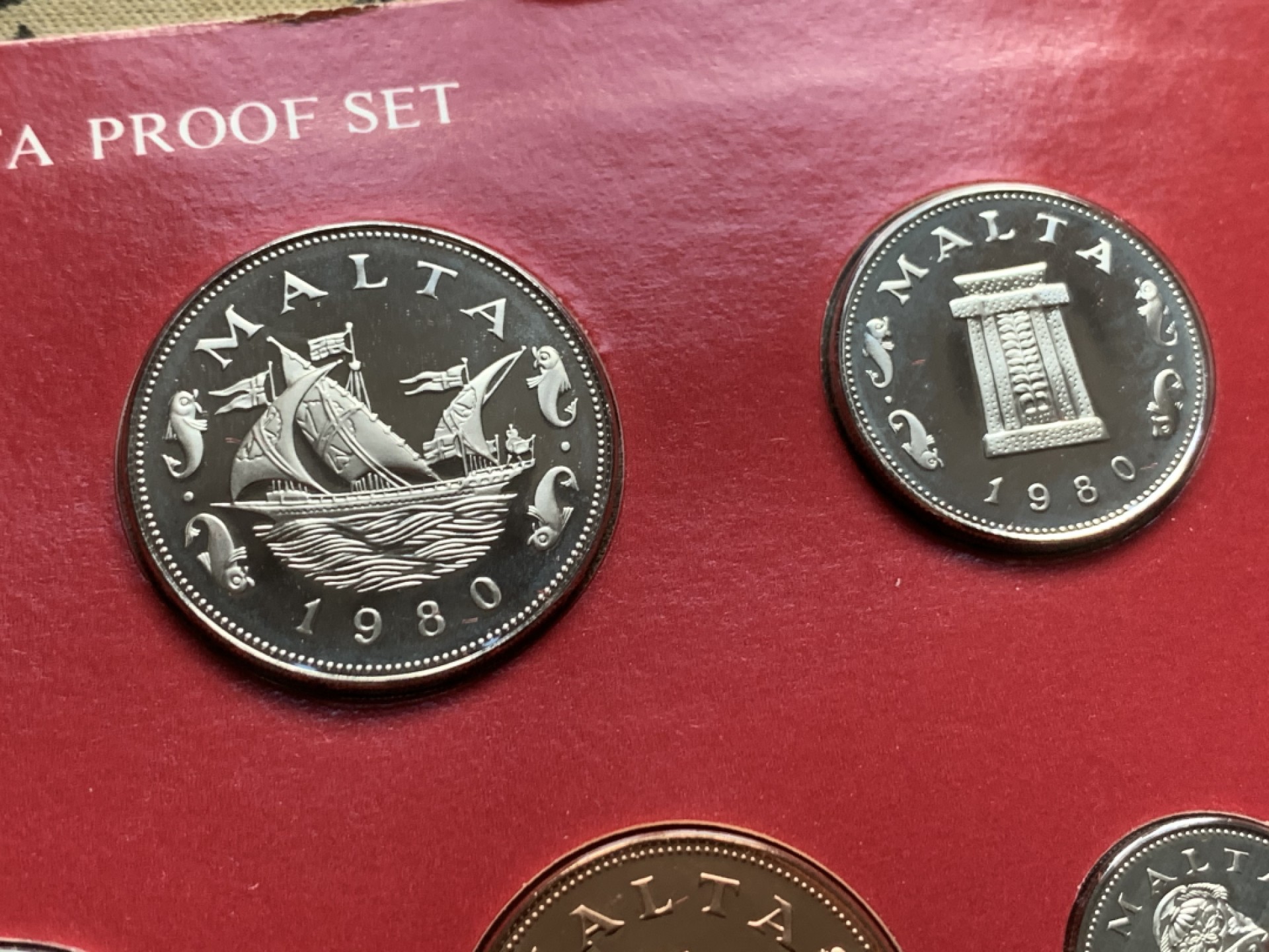 《竞宝斋》第44场-本周日，周一2场连拍（全场顺丰包邮） 1980年 马耳他 9枚套 精致币