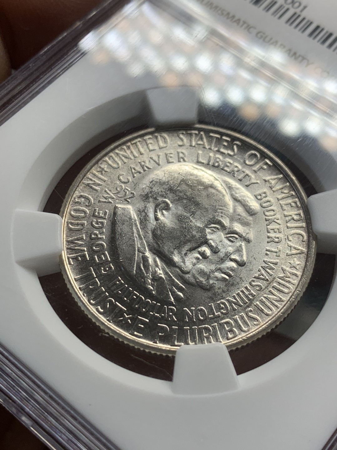 《竞宝斋》第44场-本周日，周一2场连拍（全场顺丰包邮） NGC MS63 美国 1952年 布克和乔治华盛顿 半圆银币 经典的美系半圆