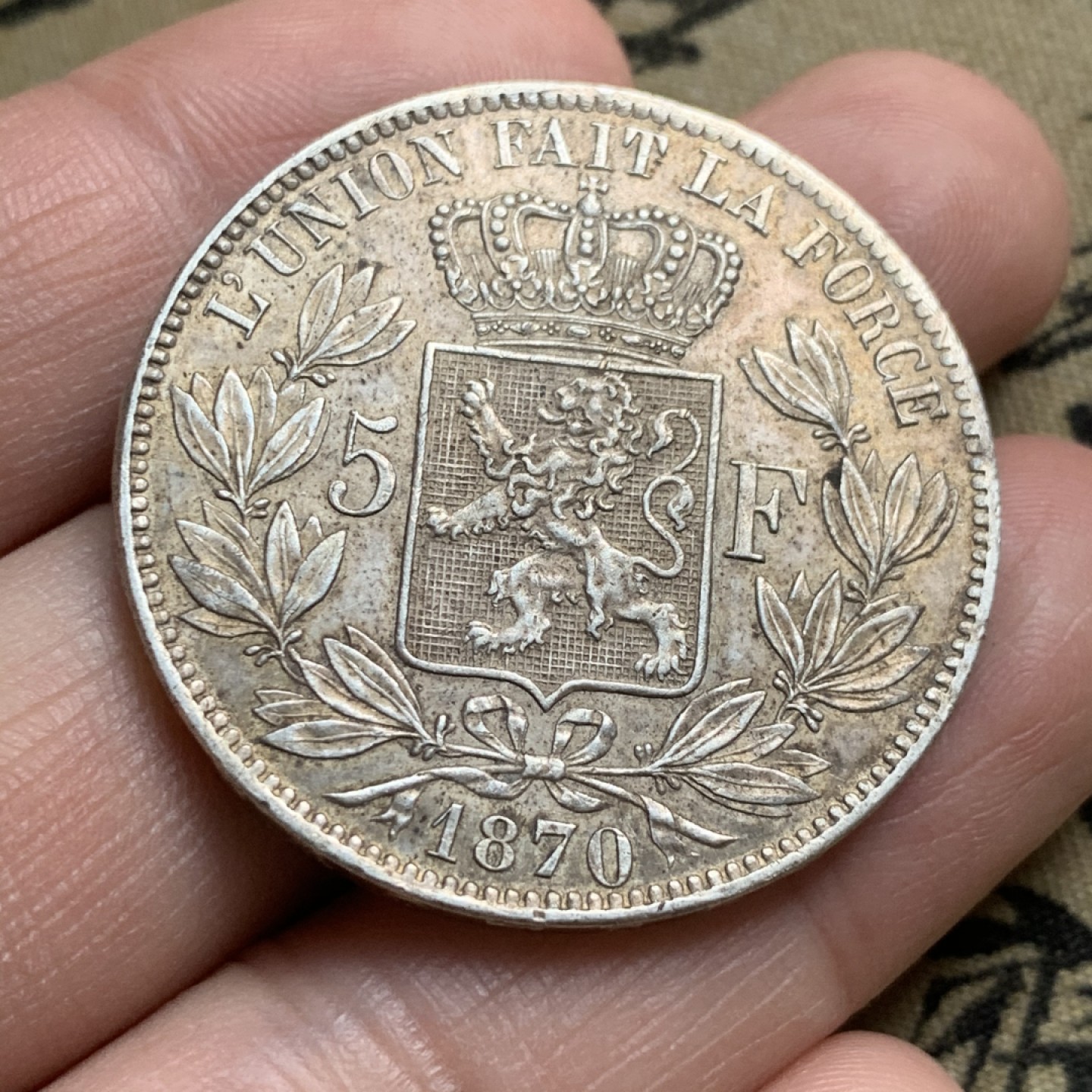 《竞宝斋》第44场-本周日，周一2场连拍（全场顺丰包邮） 比利时 1870年利奥波德二世 5法郎大银币 带光好状态 高点都在UNC品相