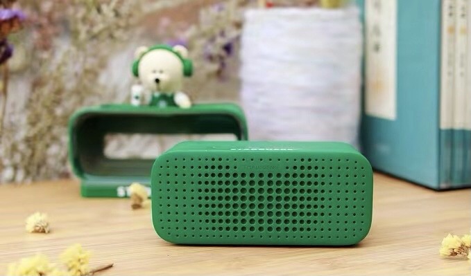 零元拍：星巴克原品全新天猫精灵音箱。