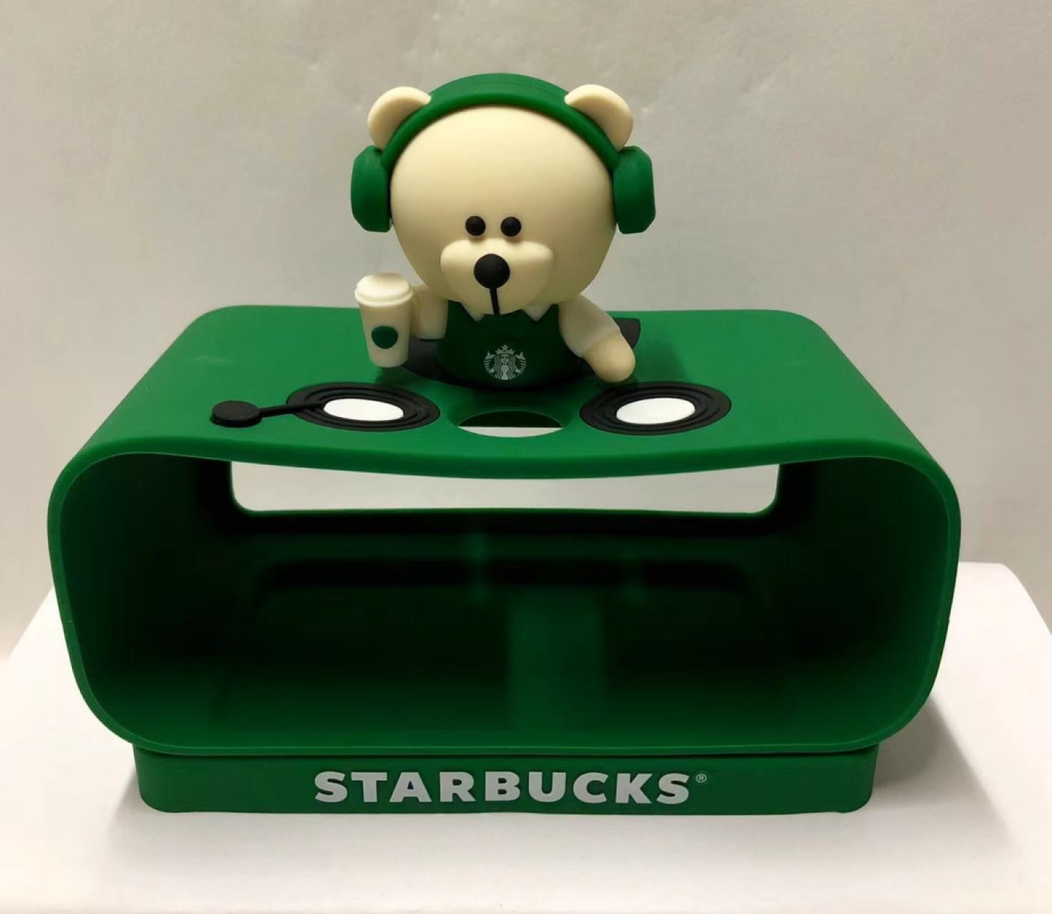 零元拍：星巴克原品全新天猫精灵音箱。
