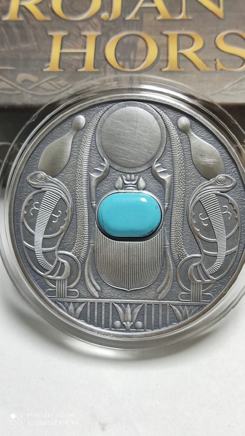 【海寧潮客户代拍】纽埃2021, 圣甲虫护身符, 50克加大(直径达50mm)镶嵌天然水草纹绿松石,高浮雕仿古银币, 盒证齐全