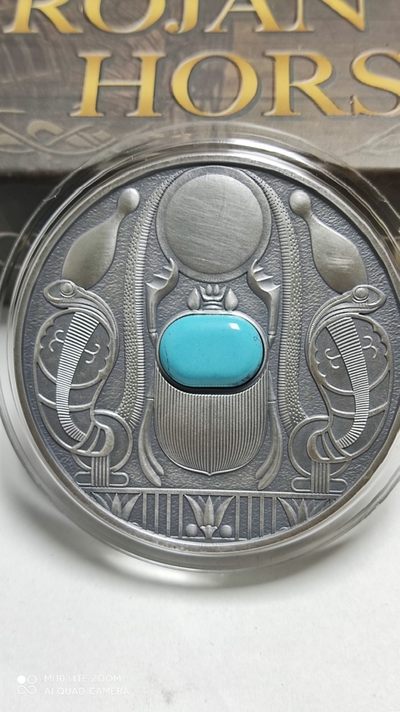 【海寧潮客户代拍】纽埃2021, 圣甲虫护身符, 50克加大(直径达50mm)镶嵌天然水草纹绿松石,高浮雕仿古银币, 盒证齐全