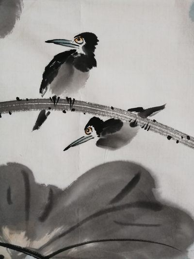 保真手绘名家小写意水墨花鸟国画一幅。  保真手绘名家小写意水墨花鸟国画一幅。 