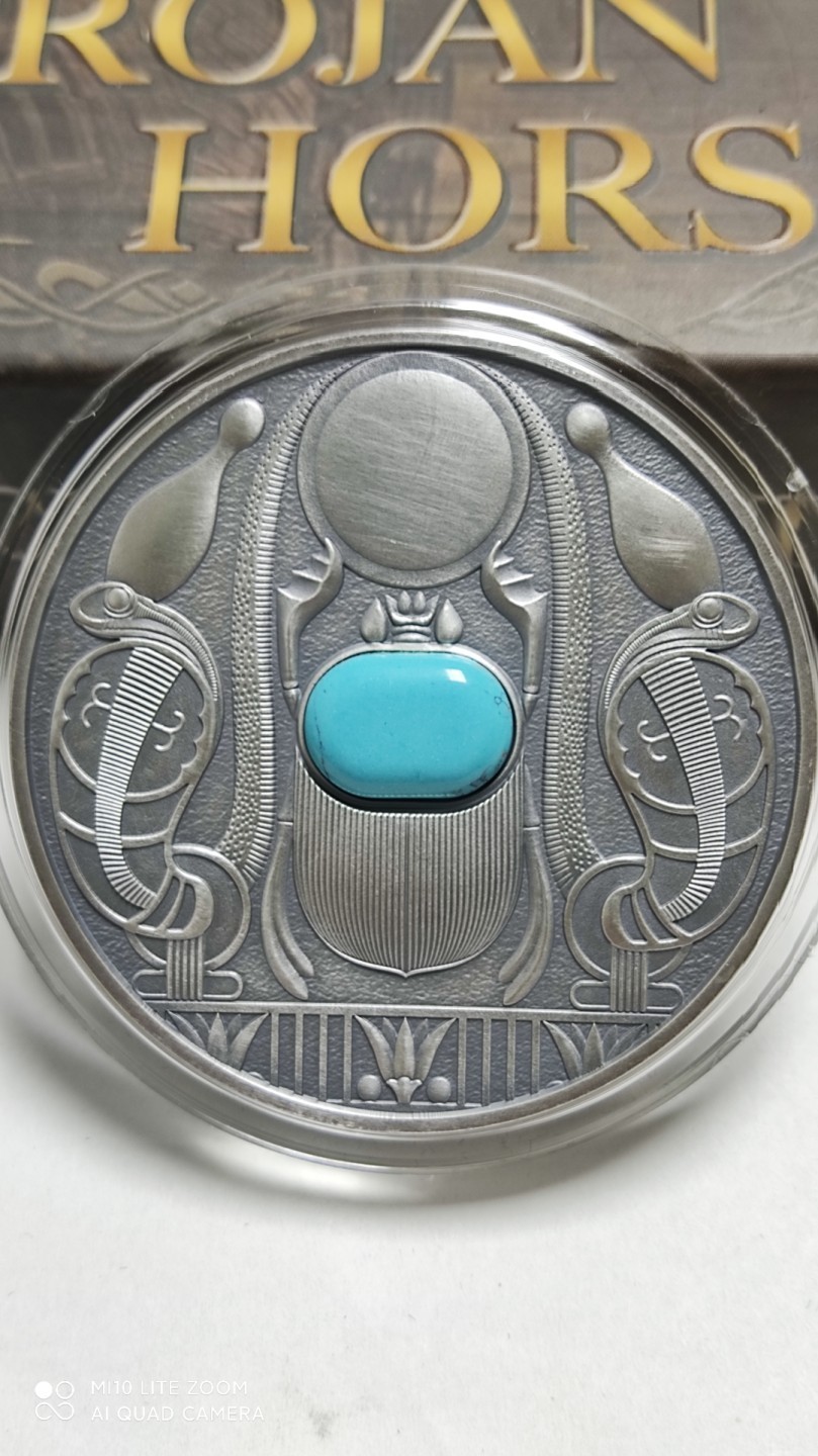 【海寧潮客户代拍】纽埃2021, 圣甲虫护身符, 50克加大(直径达50mm)镶嵌天然水草纹绿松石,高浮雕仿古银币, 盒证齐全