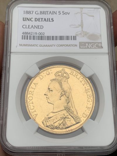 NGC-UNC 英国 1887年 维多利亚 高冠 马剑 5镑 大金币 40克 高点具在，细节非常的优秀