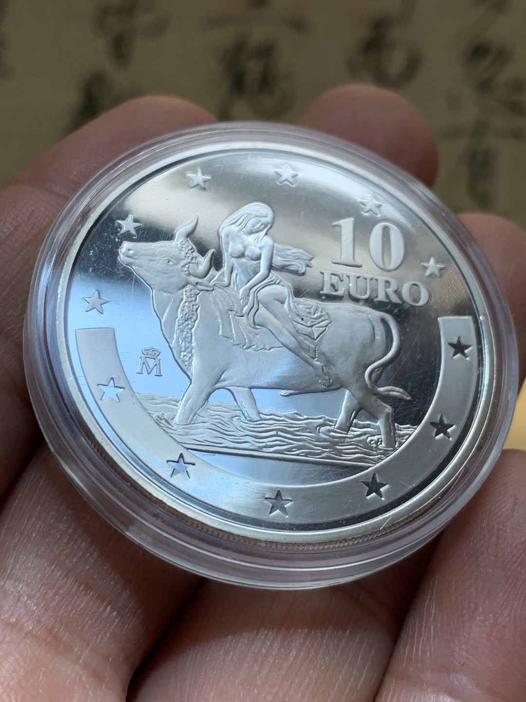 《竞宝斋》第46场-本周日，周一2场连拍（全场顺丰包邮） 2003年 西班牙 欧洲女神骑牛银币 10欧元