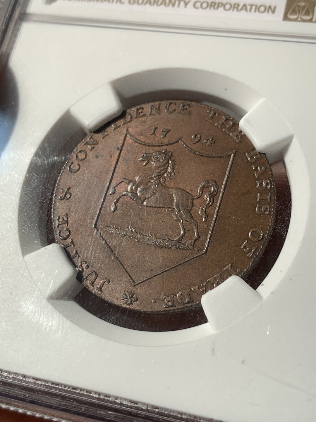 《竞宝斋》第46场-本周日，周一2场连拍（全场顺丰包邮） NGC MS63BN 1794年英国肯特·霍克赫斯特半便士TOKEN 奔马少见品种 NGC季军分