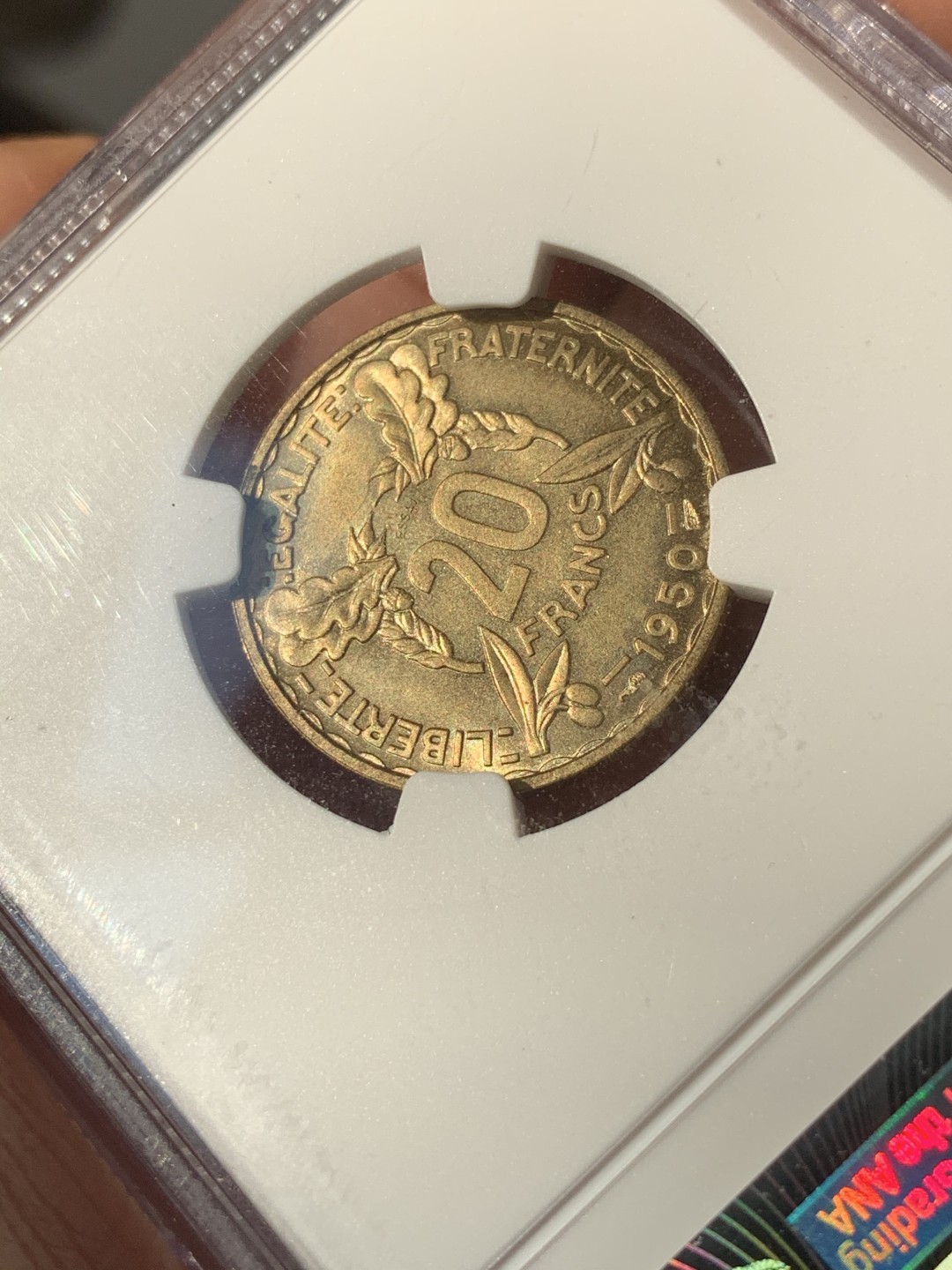 《竞宝斋》第46场-本周日，周一2场连拍（全场顺丰包邮） NGC MS66 法国 1950年 20法郎女神铜样币 MAZ-2765（NGC唯一冠军分）