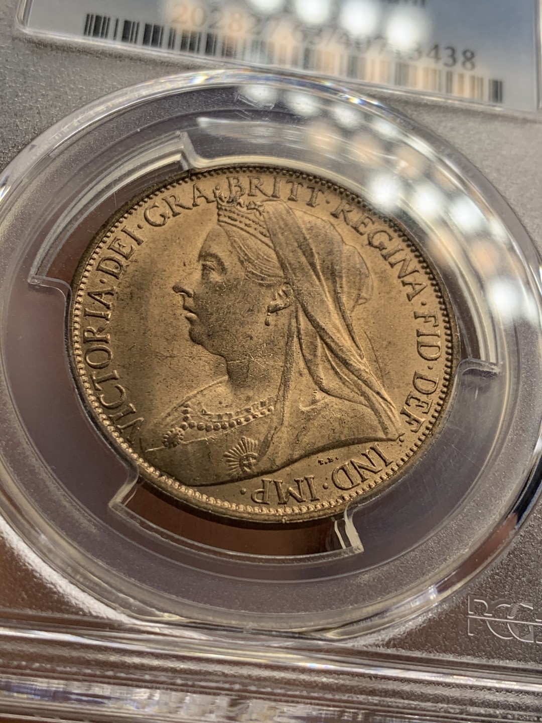 《竞宝斋》第46场-本周日，周一2场连拍（全场顺丰包邮） PCGS-MS63RD 英国 1901年 1便士 极少见RD原铜光 车轮光非常棒 老维披纱末年收藏级