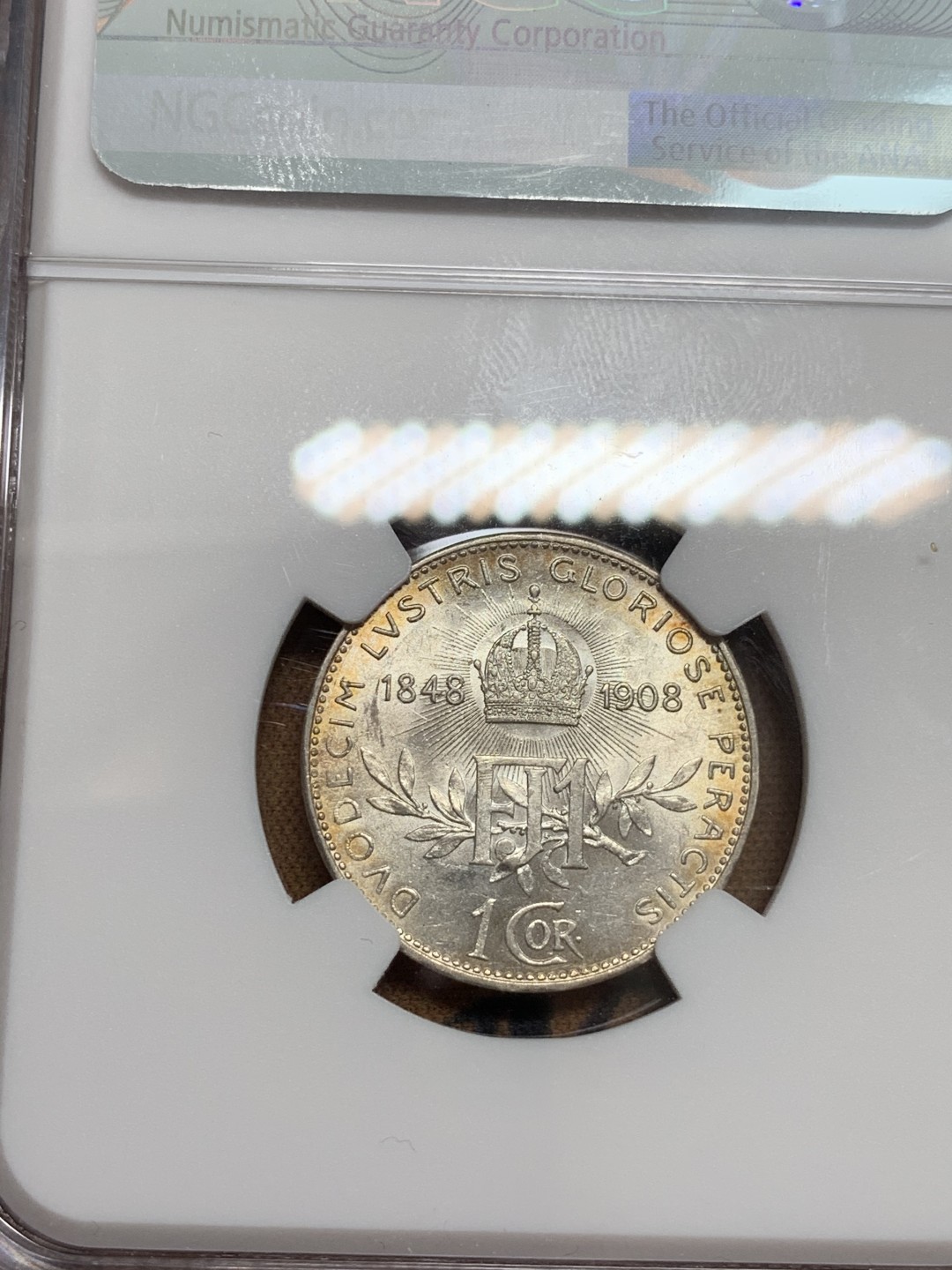 《竞宝斋》第46场-本周日，周一2场连拍（全场顺丰包邮） NGC MS63 淡彩车轮光奥地利1908年60周年建国纪念银币