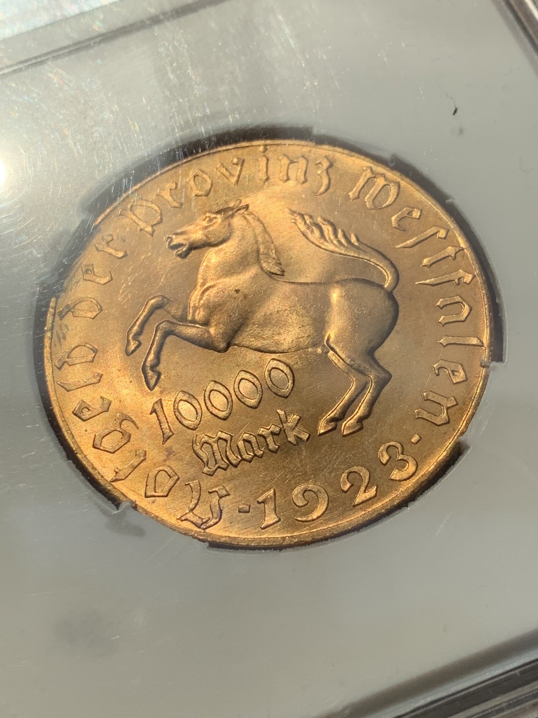 《竞宝斋》第46场-本周日，周一2场连拍（全场顺丰包邮） CSIS-GREAT MS66 德国 1923年 威斯特法伦紧急状态10000马克镀金铜币 信泰评级成立初始裸币送评的一枚，信泰初期严评