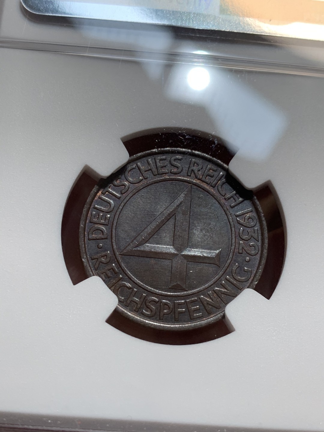 《竞宝斋》第46场-本周日，周一2场连拍（全场顺丰包邮） NGC-MS63BN 魏玛4芬尼铜币1932A 底板丝滑 醇厚巧克力包浆