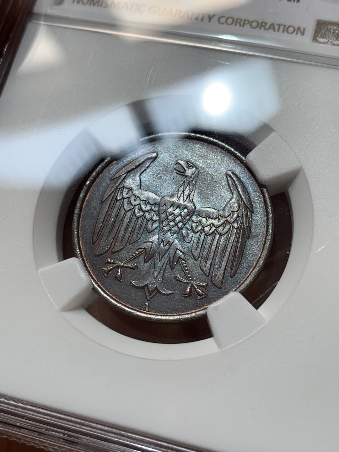 《竞宝斋》第46场-本周日，周一2场连拍（全场顺丰包邮） NGC-MS63BN 魏玛4芬尼铜币1932A 底板丝滑 醇厚巧克力包浆