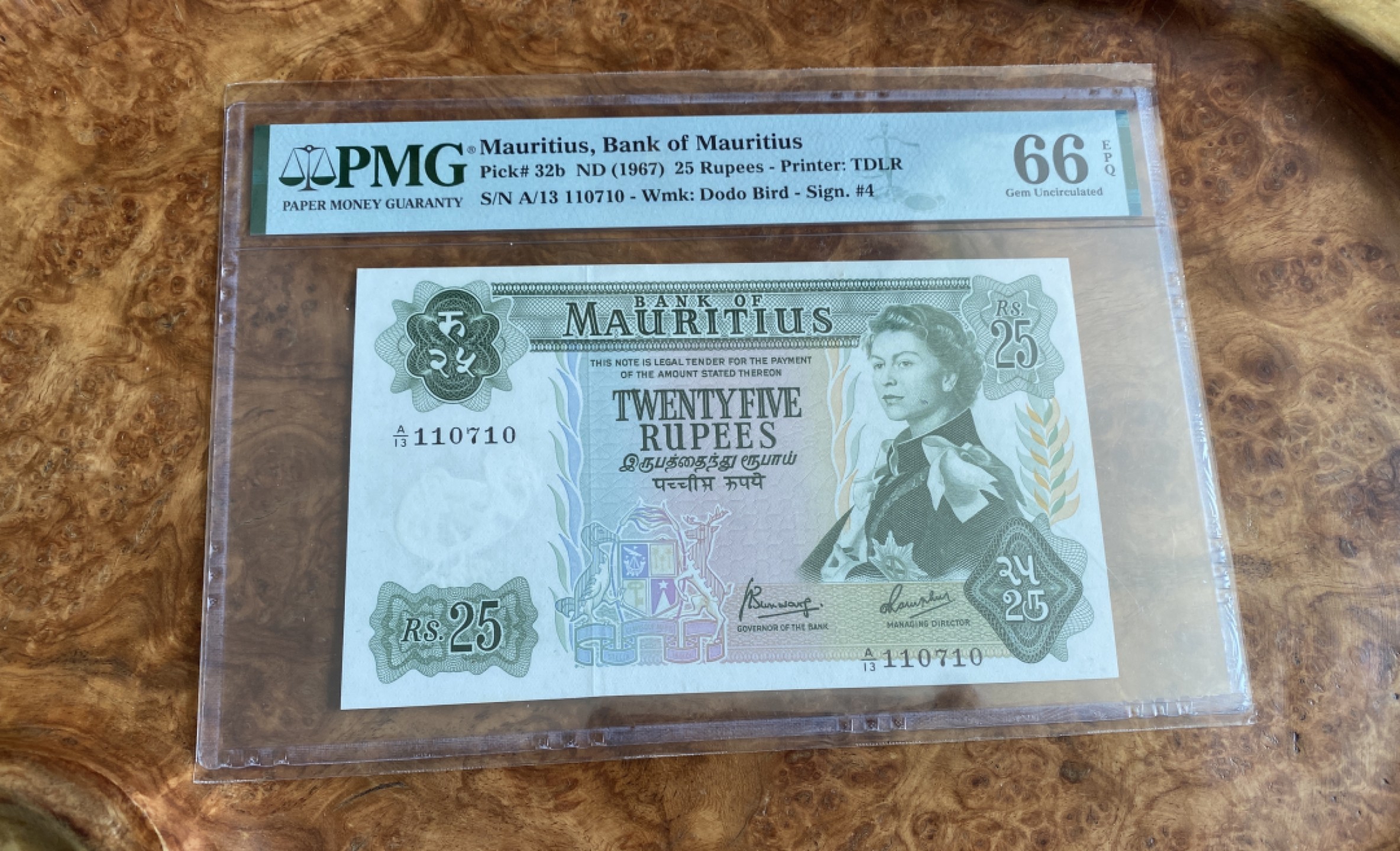 Chase Auction 第6期- - 中外纸币、硬币、民国钞联拍！ 1967年毛里求斯25卢比！PMG66，难上分品种！无4靓号！戎装女王！