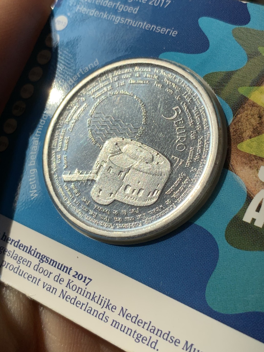 《竞宝斋》第46场-本周日，周一2场连拍（全场顺丰包邮） 2017年荷兰阿姆斯特丹5欧元精制银币（人物为：泽瓦尔维尔德）