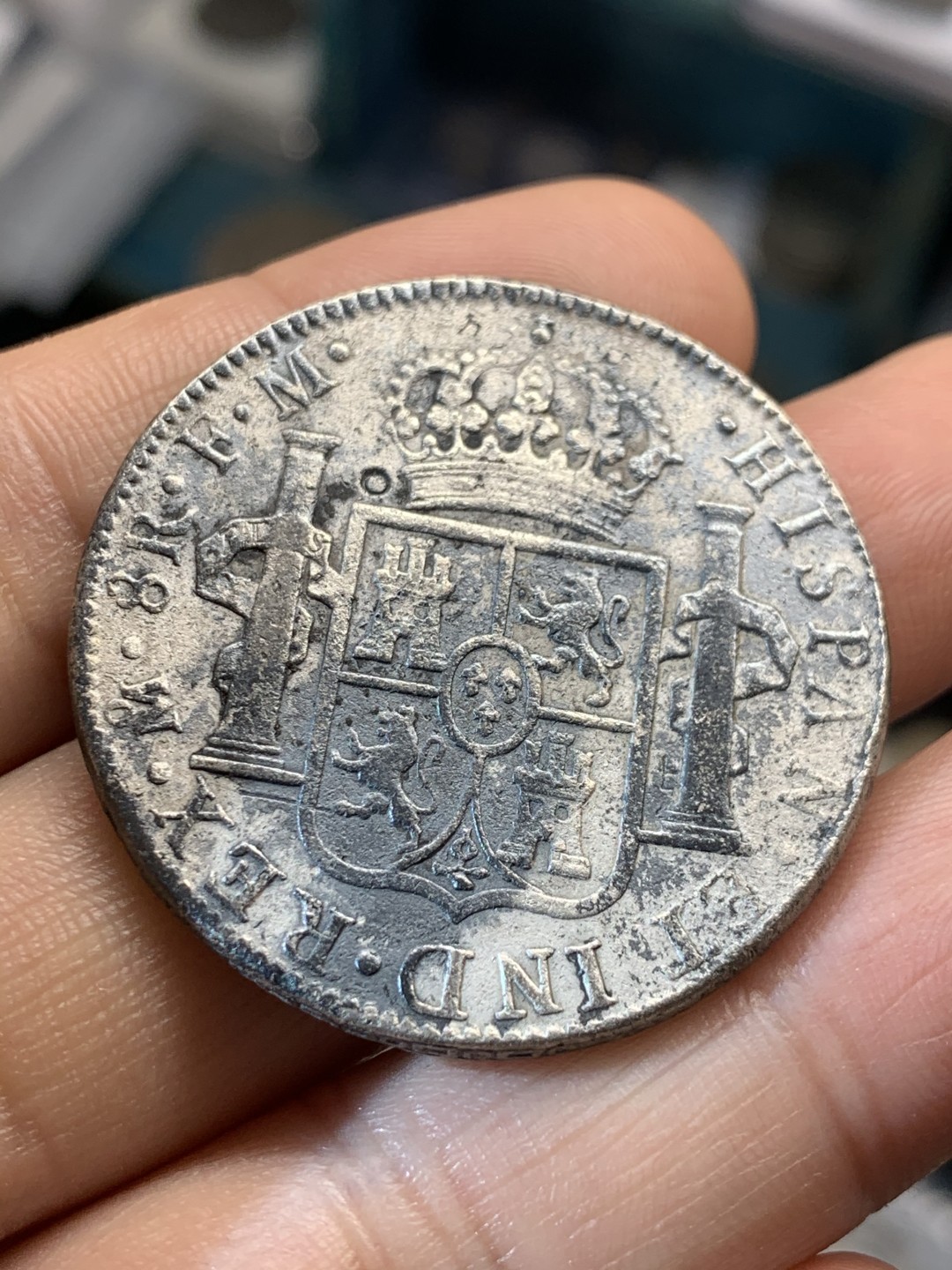 《竞宝斋》第46场-本周日，周一2场连拍（全场顺丰包邮） 西属 墨西哥 1788年 卡三 双柱8R 大银币