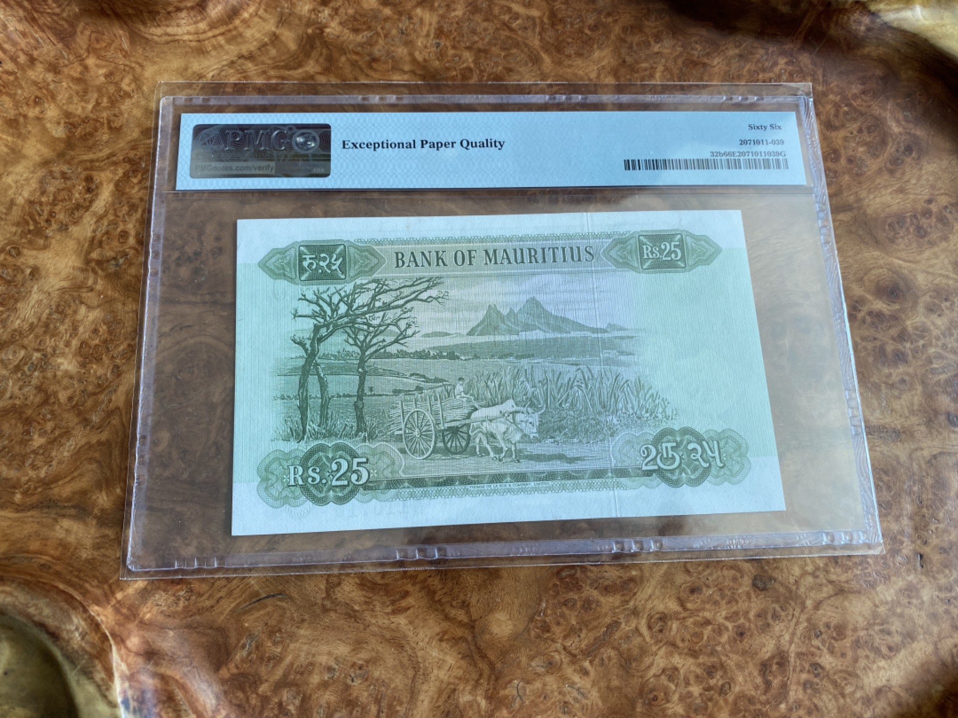 Chase Auction 第6期- - 中外纸币、硬币、民国钞联拍！ 1967年毛里求斯25卢比！PMG66，难上分品种！无4靓号！戎装女王！
