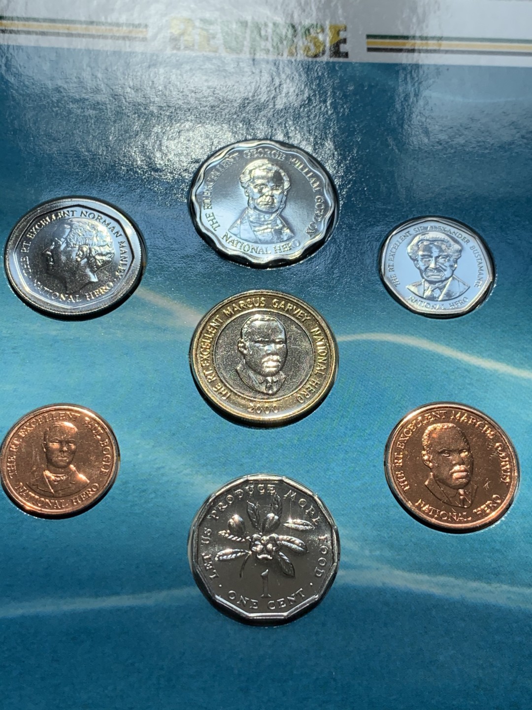 《竞宝斋》第46场-本周日，周一2场连拍（全场顺丰包邮） 牙买加2000年清年份官方原装7枚套币BU 1分-20元 克劳斯编号MS21 国内稀见！