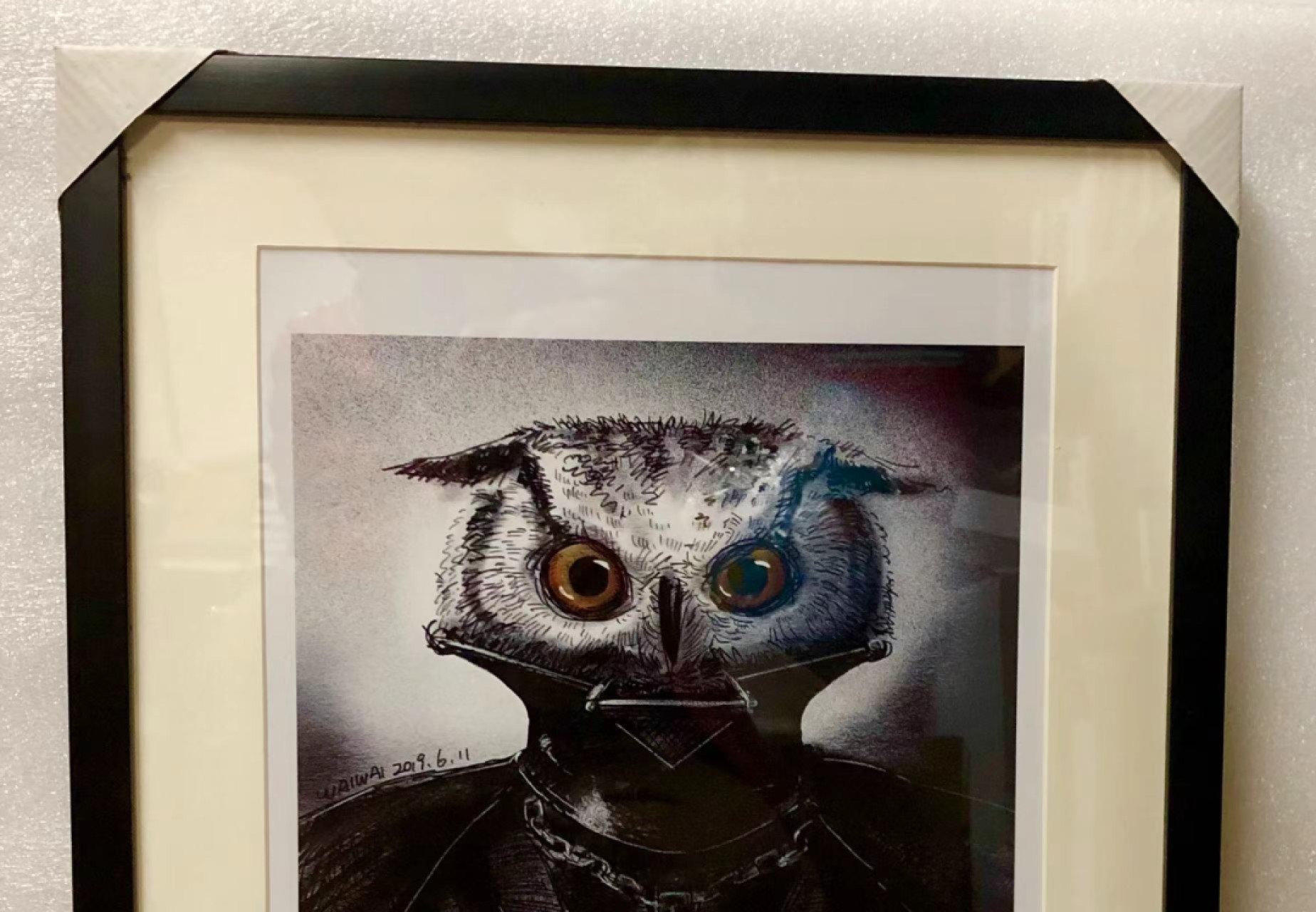 零元拍：歪歪亲笔签名 插画复制画《猫斯维达》仅一张，带精美镜框