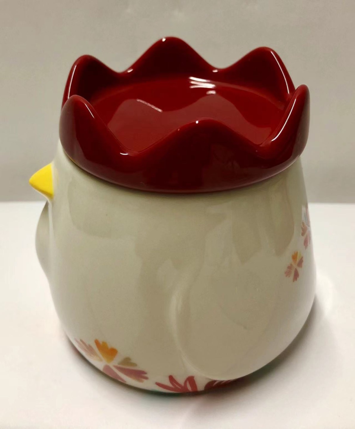 零元拍：星巴克原品全新小鸡造型水杯。可爱的小鸡造型，萌萌的样子。让你爱不释手