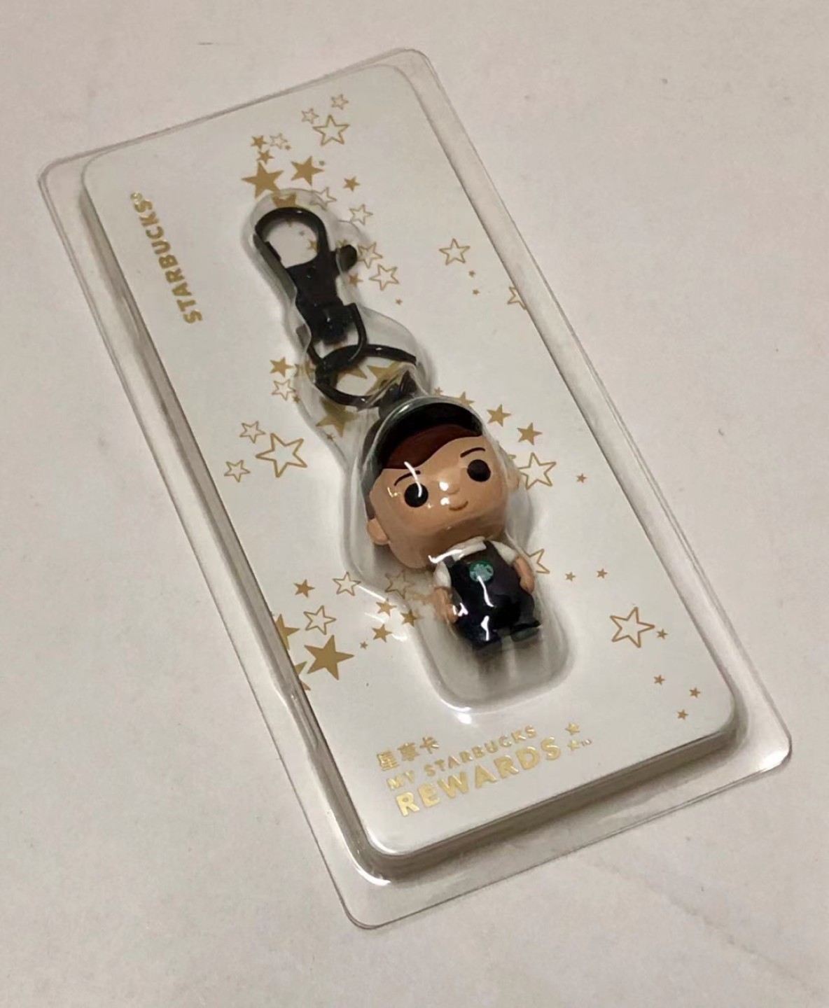零元拍：星巴克原品全新钥匙扣。星巴克定制款钥匙扣，男孩女孩款。挂在背包或者钥匙上，让你时刻想起心中的她。